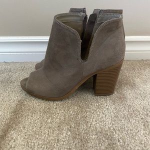 Size 8 peep toe heels
